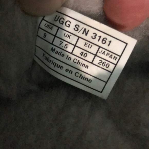 UGG Gold Sequined Classic Short Boot Sz 9 - Picture 8 of 8